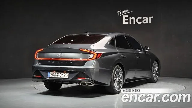 Hyundai Sonata — Фото автомобиля 2