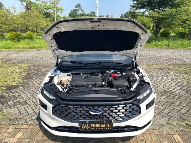 Ford Mondeo — Фото автомобиля 21