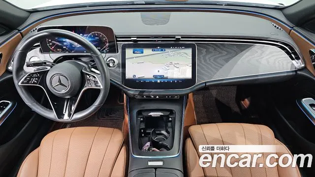 Mercedes-Benz E-Class W214 — Фото автомобиля 10
