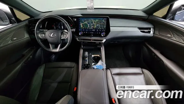 Lexus RX — Фото автомобиля 7