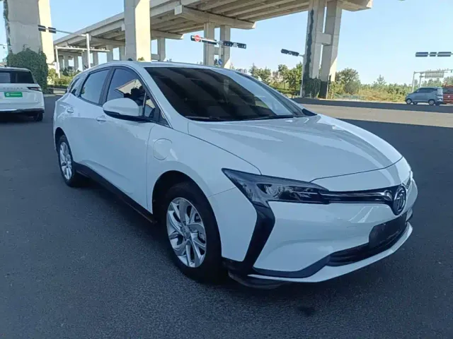 Buick Velite 6 — Фото автомобиля 3