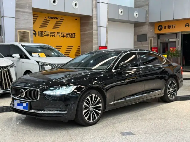 Фотография автомобиля — Volvo S90