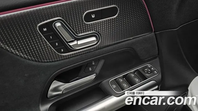 Mercedes-Benz EQA — Фото автомобиля 28