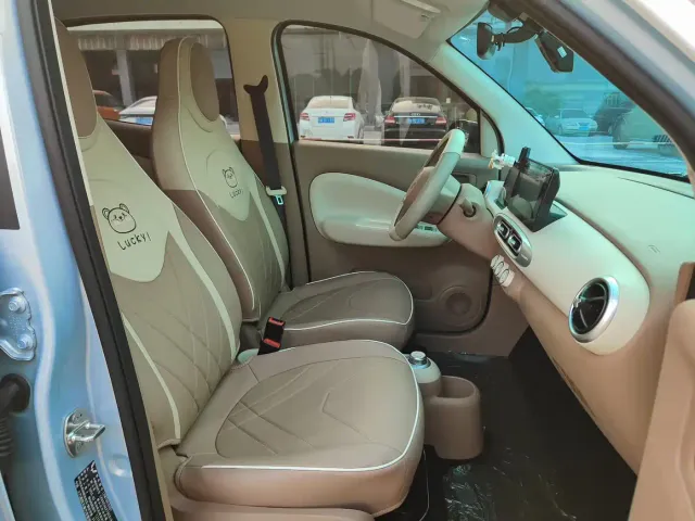 Wuling Hongguang Mini EV — Фото автомобиля 8