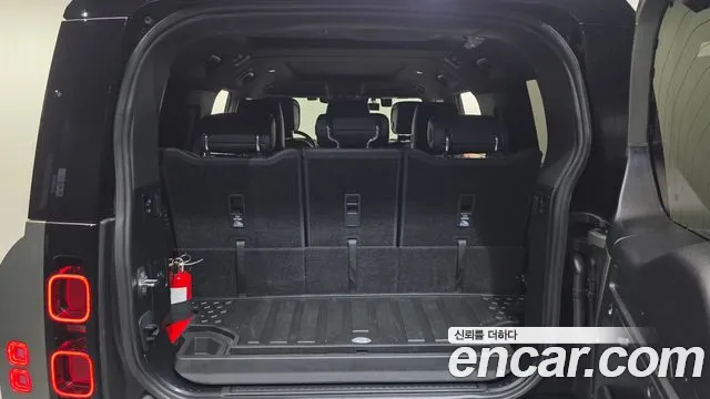 Land Rover Defender L663 — Фото автомобиля 25