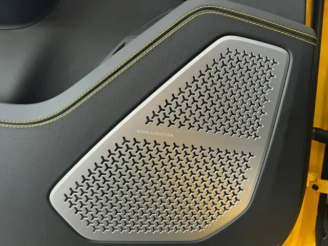 Lamborghini Urus — Фото автомобиля 12