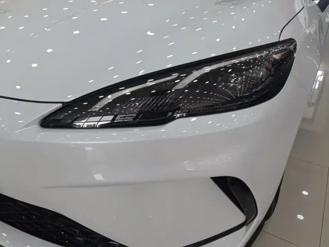 BYD Seal 05 DM-i — Фото автомобиля 23