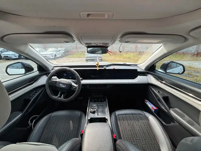 Ford Mondeo — Фото автомобиля 10