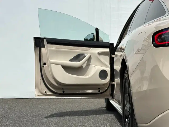 Luxeed S7 — Фото автомобиля 7