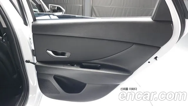 Hyundai AVANTE Avante (CN7) — Фото автомобиля 25