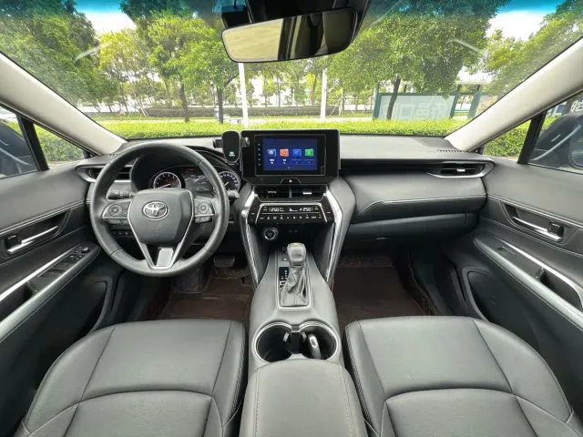 Toyota Venza — Фото автомобиля 8
