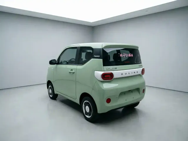 Wuling Hongguang Mini EV — Фото автомобиля 3