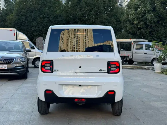 Geely Panda — Фото автомобиля 8
