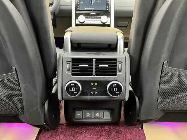 Land Rover Discovery — Фото автомобиля 27