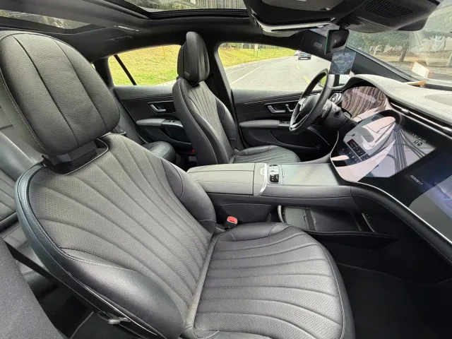 Mercedes-Benz EQS — Фото автомобиля 11