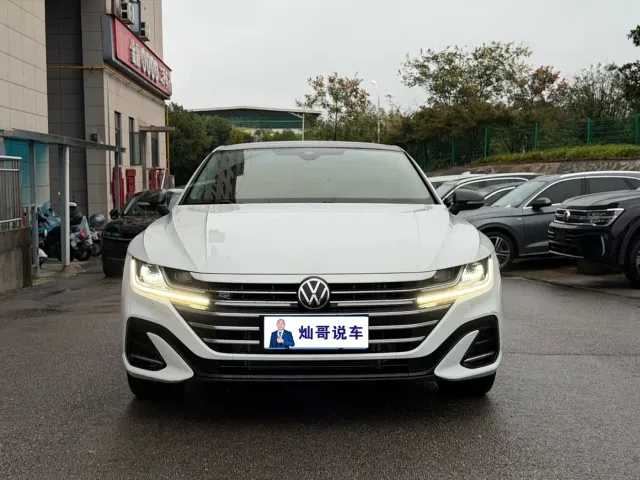 Volkswagen CC — Фото автомобиля 2