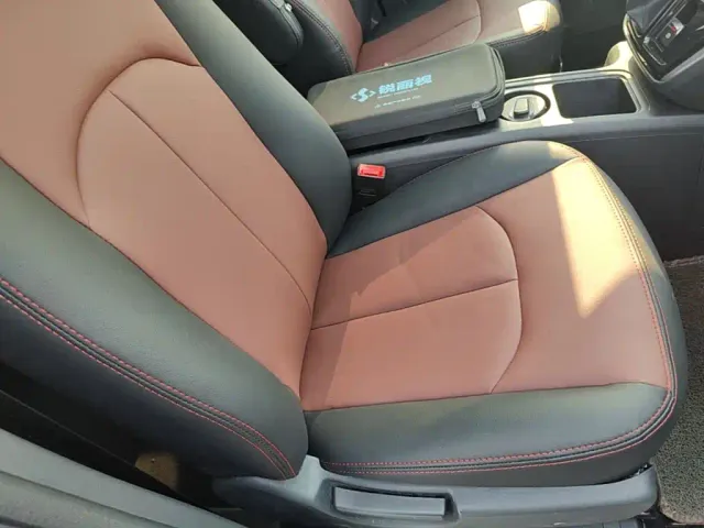 JAC Refine M3 — Фото автомобиля 24