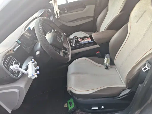 BYD Qin PLUS — Фото автомобиля 14