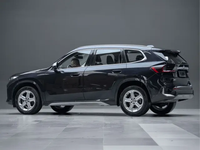 BMW X1 — Фото автомобиля 7