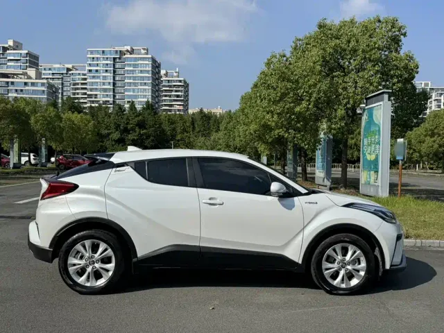 Toyota IZOA — Фото автомобиля 14