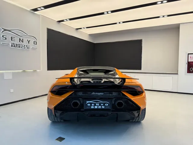 Lamborghini Huracan — Фото автомобиля 6