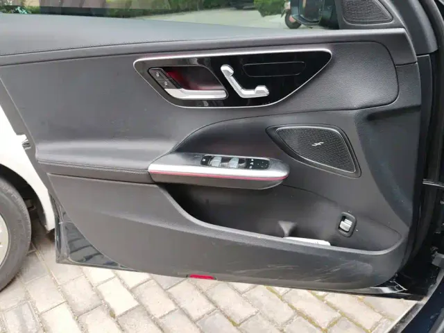 Mercedes-Benz C-Class — Фото автомобиля 7