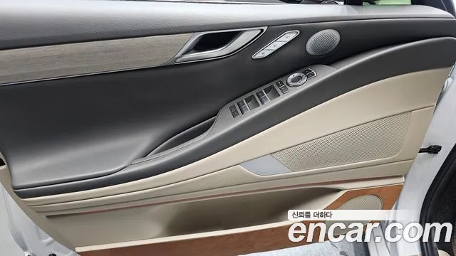 Genesis G80 Бензин 3.5 турбо AWD — Фото автомобиля 24