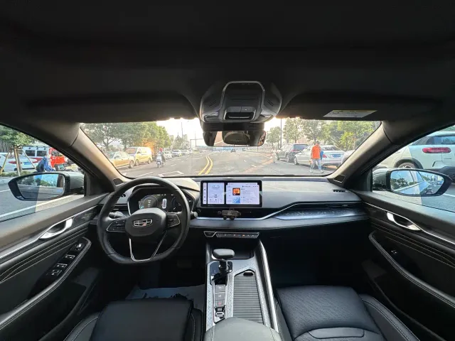 Geely Xingrui — Фото автомобиля 10