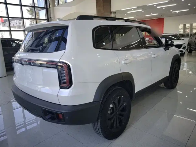 Haval Big Dog — Фото автомобиля 6