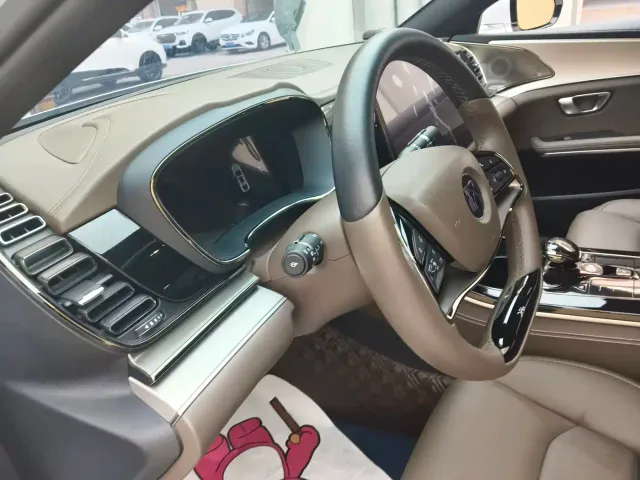 BYD Han — Фото автомобиля 7