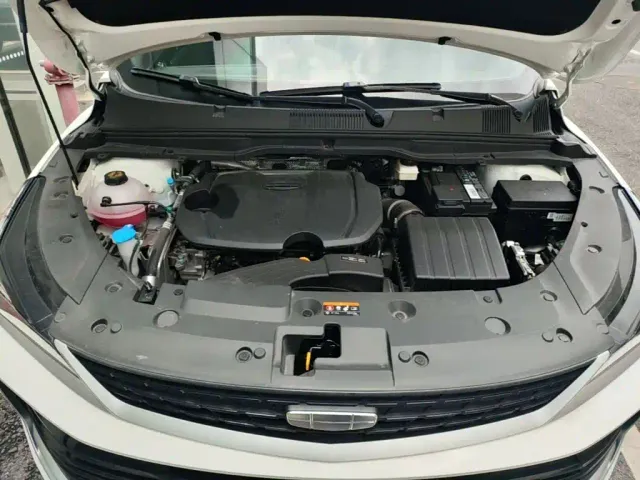 Geely Binyue — Фото автомобиля 19