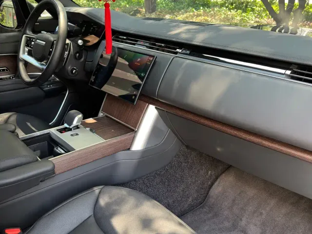 Land Rover Range Rover — Фото автомобиля 12