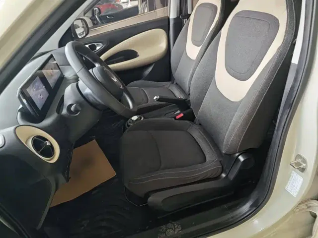 Wuling Bingo — Фото автомобиля 14