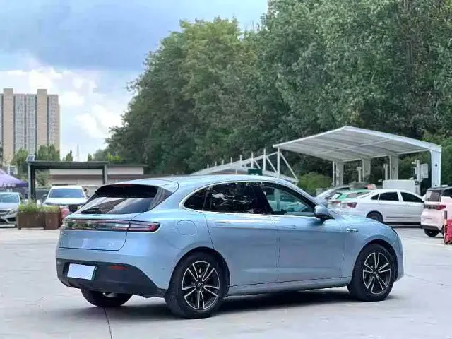 Aito M5 — Фото автомобиля 7