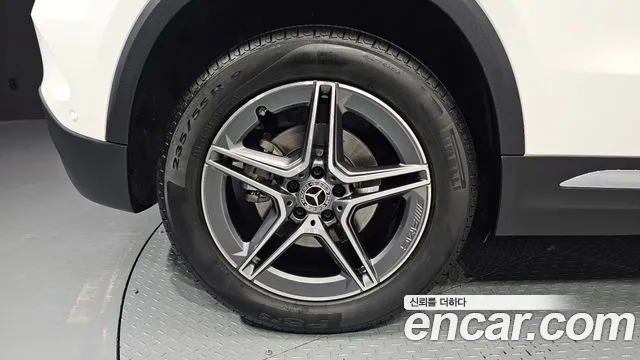 Mercedes-Benz GLA-Class — Фото автомобиля 5