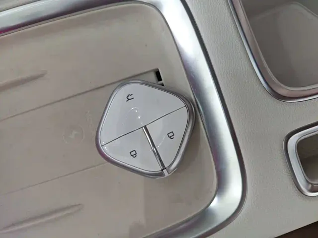 Wuling Bingo S — Фото автомобиля 8
