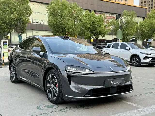Luxeed R7 — Фото автомобиля 23
