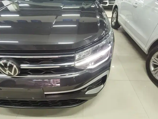 Volkswagen Tharu — Фото автомобиля 23
