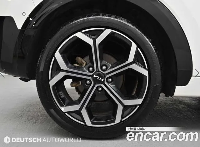 Kia Niro The All New Niro Signature — Фото автомобиля 5