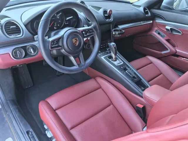 Porsche 718 — Фото автомобиля 6