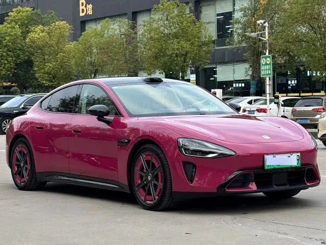 Xiaomi SU7 — Фото автомобиля 3