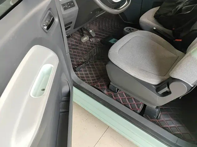 Wuling Hongguang Mini EV — Фото автомобиля 15