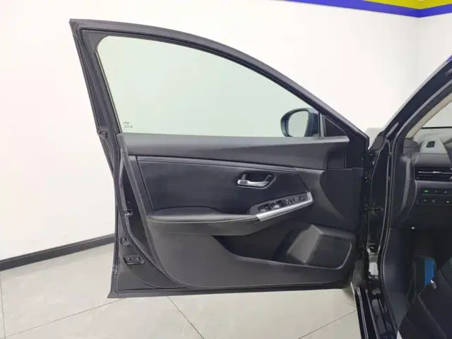 Nissan Sylphy — Фото автомобиля 6