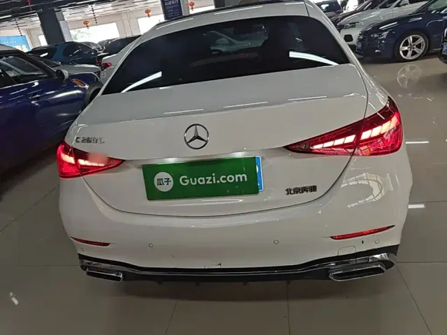 Mercedes-Benz C-Class — Фото автомобиля 3