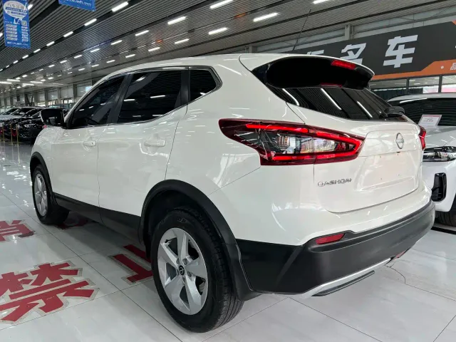 Nissan Qashqai — Фото автомобиля 9