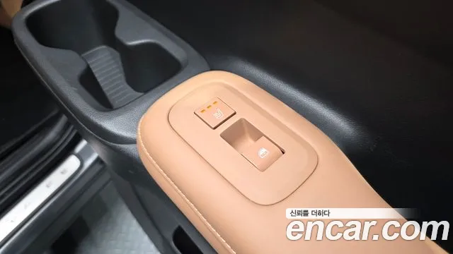 Hyundai Santafe — Фото автомобиля 18