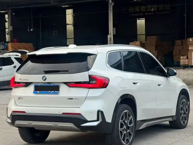 BMW X1 — Фото автомобиля 6