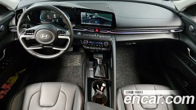 Hyundai Avante — Фото автомобиля 10