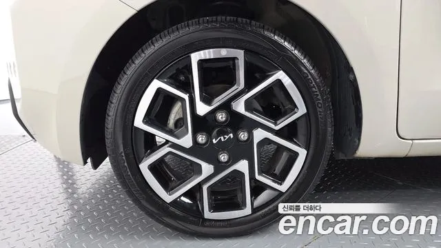 Kia RAY Новый Kia Ray Signature — Фото автомобиля 5