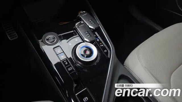 Kia Niro The All New Niro Signature — Фото автомобиля 9